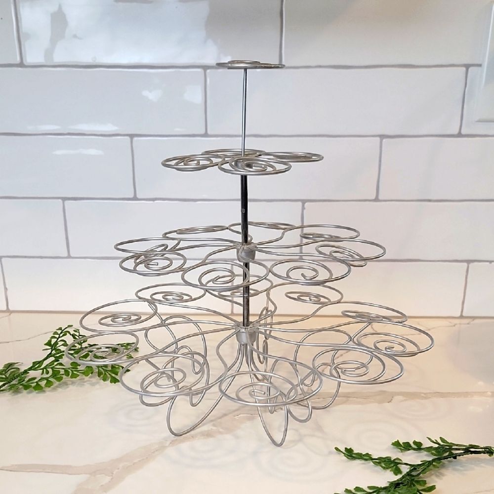 Wilton Silver Metal Cupcake Stand